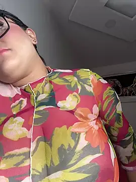 linatarens online show from March 9, 12:53 pm