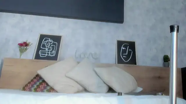 Snapshot of karina_gomez_18 chatting on February 26, 11:42 am karina gomez 18 online show from February 26, 11:42 am