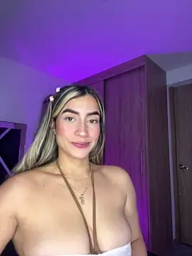 Issabela G1 online show from December 6, 3:55 pm