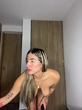 Issabela G1 online show from December 31, 8:15 am