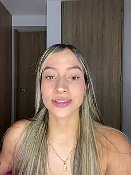 Issabela G1 online show from January 27, 11:11 pm