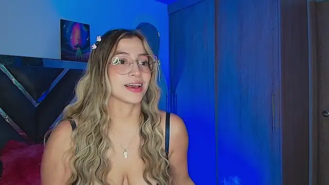 Issabela G1 online show from November 30, 12:47 am