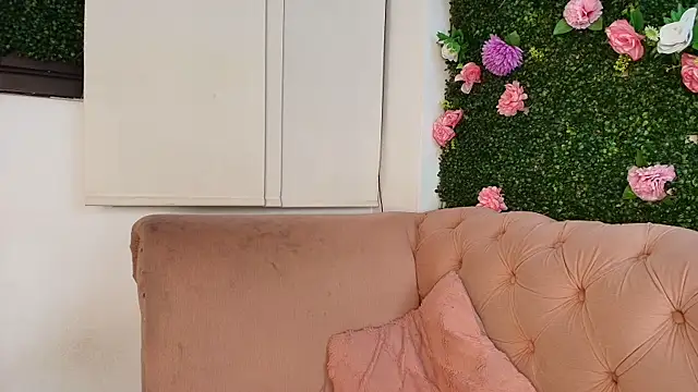 julieta aguilar1 online show from November 4, 8:08 pm