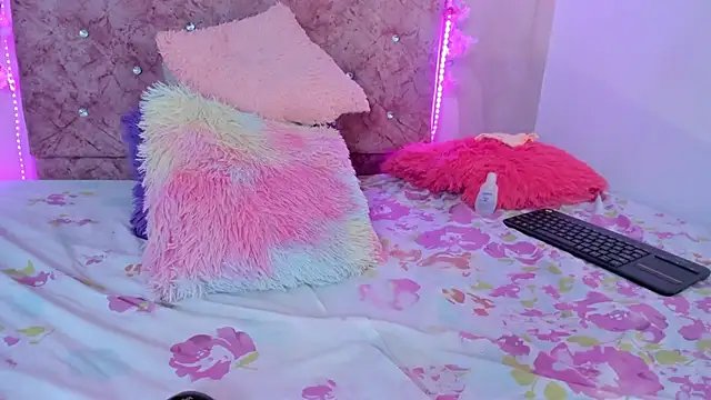 Bella  sweet online show from January 29, 9:39 pm