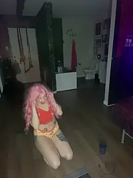 Snapshot of Luluof chatting on March 1, 9:18 am Luluof online show from March 1, 9:18 am