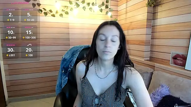 Snapshot of Nami_sunny chatting on October 15, 5:02 pm Nami sunny online show from October 15, 5:02 pm
