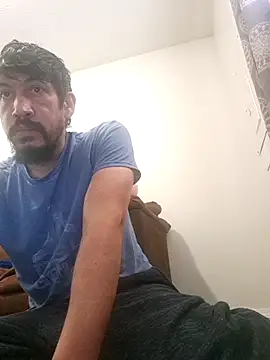 Snapshot of Curved4Pleasure chatting on December 18, 8:47 pm Curved4Pleasure online show from December 18, 8:47 pm