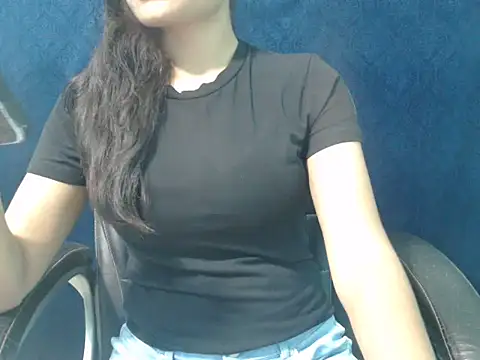 Snapshot of Yashi chatting on October 16, 1:34 pm Yashi online show from October 16, 1:34 pm