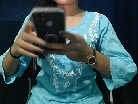 Snapshot of Yashi chatting on May 22, 4:45 pm Yashi online show from May 22, 4:45 pm