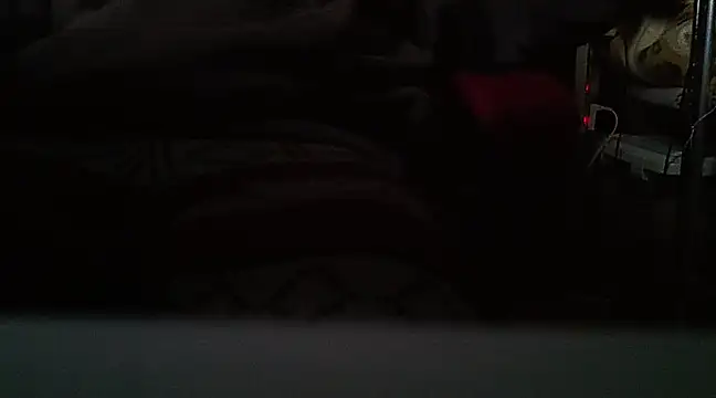 Snapshot of qoooqing67 chatting on December 13, 6:10 am qoooqing67 online show from December 13, 6:10 am