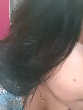 Snapshot of Ashwini_Gowda_91 chatting on December 20, 2:49 pm Ashwini Gowda 91 online show from December 20, 2:49 pm