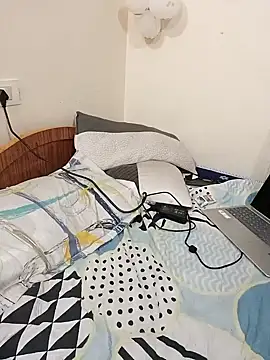 Snapshot of Ashwini_Gowda_91 chatting on February 16, 4:32 pm Ashwini Gowda 91 online show from February 16, 4:32 pm