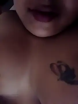 Snapshot of Ashwini_Gowda_91 chatting on March 22, 9:24 am Ashwini Gowda 91 online show from March 22, 9:24 am