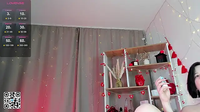 Lif love online show from February 13, 5:42 pm