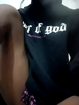 Snapshot of zoya_khan25 chatting on December 4, 11:46 pm zoya khan25 online show from December 4, 11:46 pm