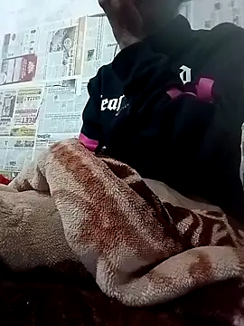 Snapshot of zoya_khan25 chatting on December 5, 11:38 am zoya khan25 online show from December 5, 11:38 am