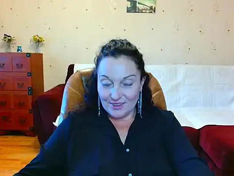 Alice3694 online show from September 28, 6:52 am