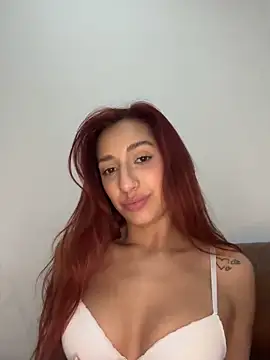 Snapshot of julialupato1606 chatting on March 11, 12:54 am julialupato1606 online show from March 11, 12:54 am