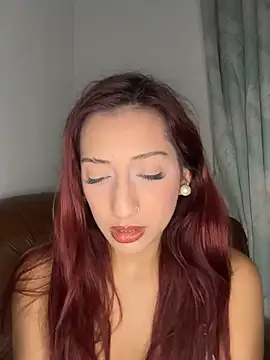 Snapshot of julialupato1606 chatting on February 3, 11:43 pm julialupato1606 online show from February 3, 11:43 pm