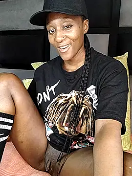 Lucy Blacksilk online show from March 17, 2:23 pm