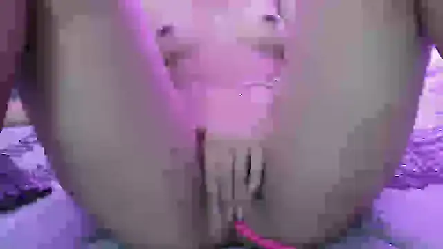 LAURA SMIITH online show from March 13, 10:32 pm