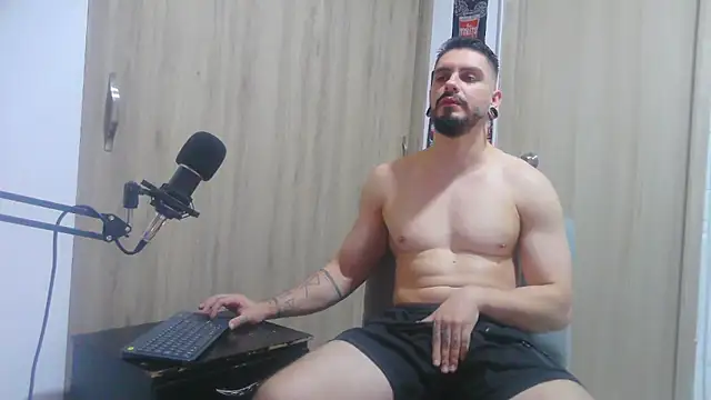 Aaron kwok28 online show from November 23, 3:06 am