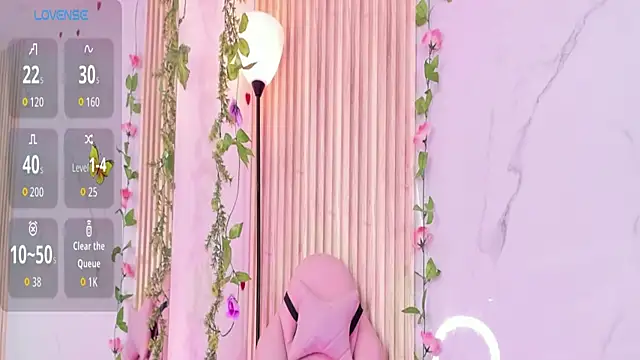 Aria montgomeri online show from December 15, 2:32 pm