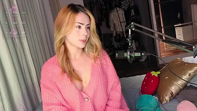 greyslopez online show from December 4, 10:40 pm