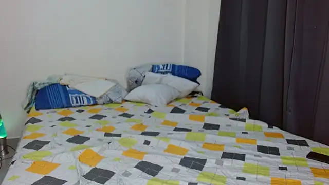 lianandnatasha online show from March 4, 9:11 pm