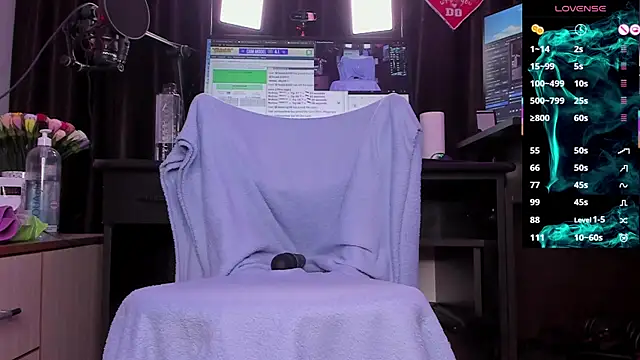 Raissa sky26 online show from March 5, 3:51 am