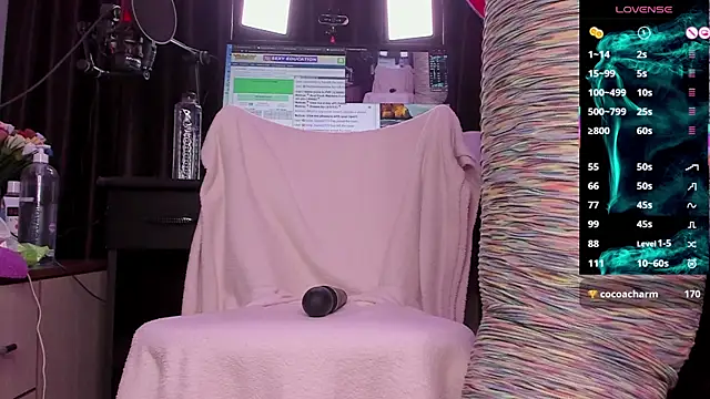 Raissa sky26 online show from March 12, 3:57 am