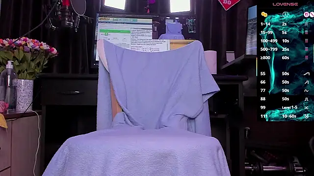 Snapshot of Raissa_sky26 chatting on February 15, 3:36 am Raissa sky26 online show from February 15, 3:36 am