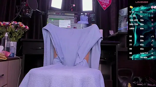 Raissa sky26 online show from April 10, 2:50 am