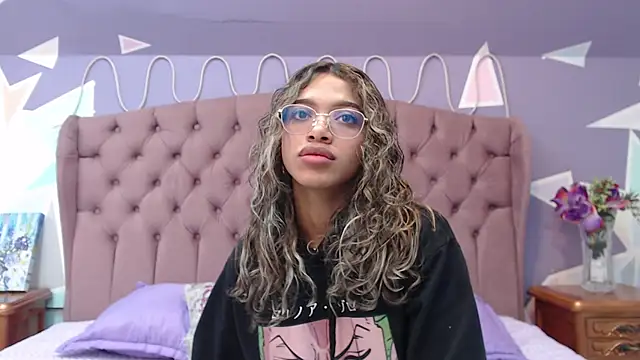 BritneyCollins online show from March 12, 11:31 am