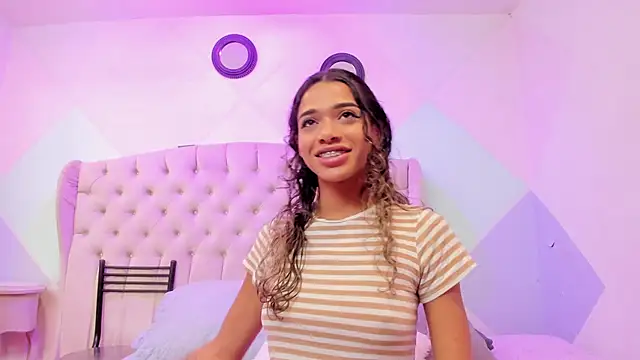 BritneyCollins online show from January 17, 11:37 am