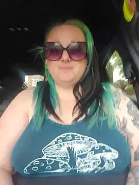 Bunny Cummings online show from June 15, 4:09 pm