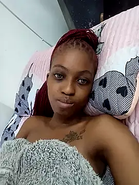 sexypetitexdoll23 online show from December 11, 9:30 am