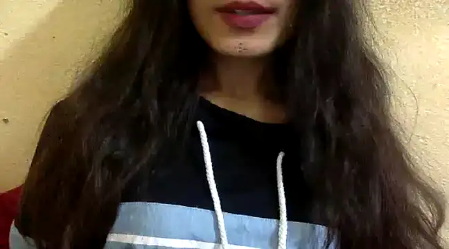 Snapshot of krati74 chatting on January 29, 5:45 pm krati74 online show from January 29, 5:45 pm