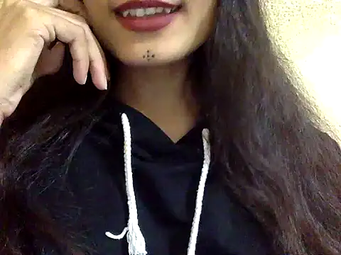 Snapshot of krati74 chatting on February 6, 1:43 pm krati74 online show from February 6, 1:43 pm