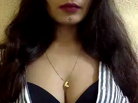 Snapshot of krati74 chatting on February 12, 2:32 pm krati74 online show from February 12, 2:32 pm