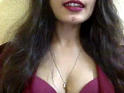 Snapshot of krati74 chatting on February 14, 12:25 pm krati74 online show from February 14, 12:25 pm