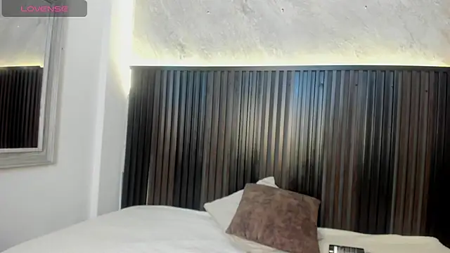 kyber  online show from December 21, 12:45 pm