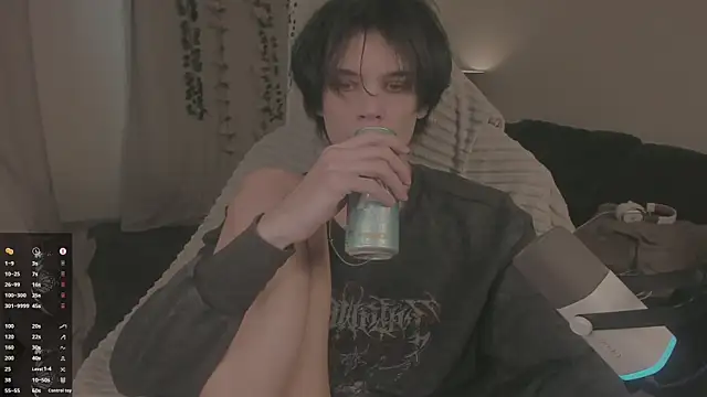 Wampeyes online show from October 3, 1:41 pm