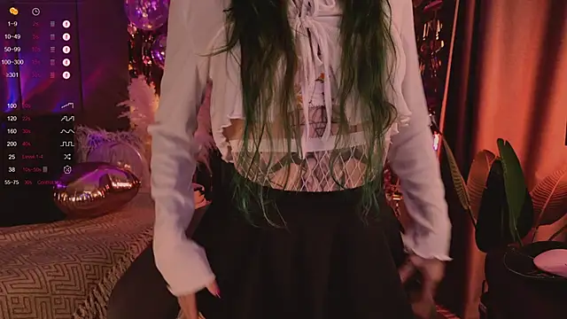 MichaellaMoon online show from February 13, 4:43 am