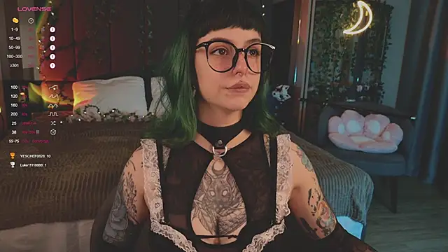 MichaellaMoon online show from March 1, 3:16 pm