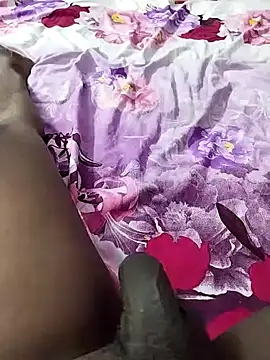 Snapshot of krishhyd69 chatting on January 20, 6:32 pm krishhyd69 online show from January 20, 6:32 pm