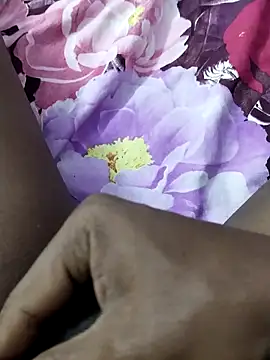 Snapshot of krishhyd69 chatting on January 27, 3:04 am krishhyd69 online show from January 27, 3:04 am