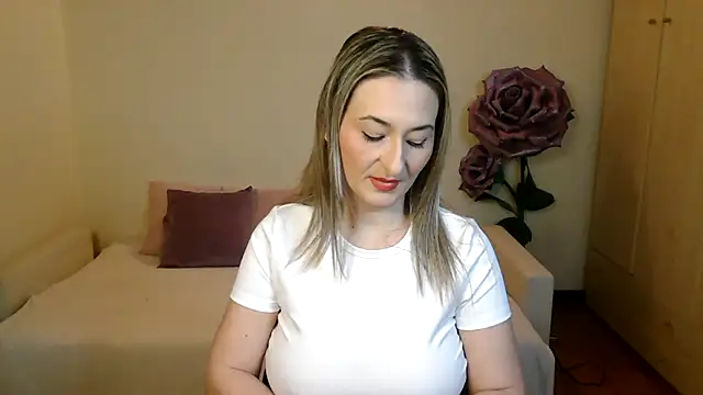 Snapshot of alexabecks chatting on March 9, 5:06 pm alexabecks online show from March 9, 5:06 pm