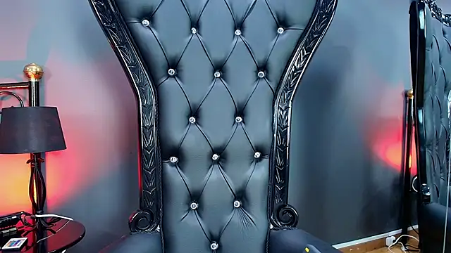 MelaniaKnauss online show from February 7, 8:31 pm