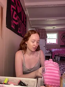 gingerbabe18 online show from June 13, 7:01 pm